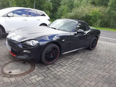 Gebraucht Fiat 124 140 PS (102 kW) 2018 Schwarz Cabrio