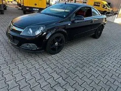 Gebraucht Opel Astra 140 PS (102 kW) 2009 Schwarz Cabrio