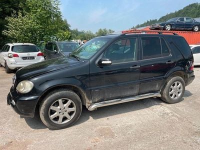 Mercedes ML270