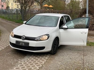 Gebraucht VW Golf VI 80 PS (58 kW) 2009 Weiß Kleinwagen