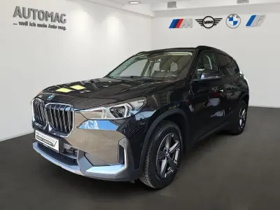 Gebraucht BMW X1 Sport Line 156 PS (114 kW) 2025 Black sapphire SUV