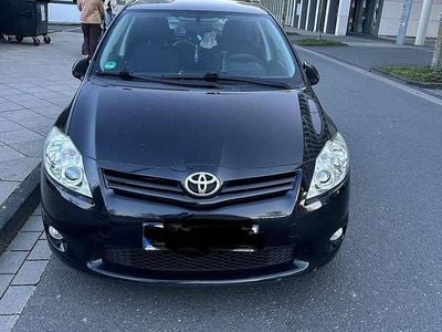 Gebraucht Toyota Auris Executive 132 PS (97 kW) 2012 Limousine