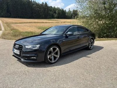 Gebraucht Audi A5 Sportback Sport 190 PS (139 kW) 2014 Blau Kleinwagen