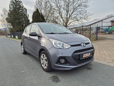 Gebraucht Hyundai i10 Classic 67 PS (49 kW) 2015 Grau Kleinwagen