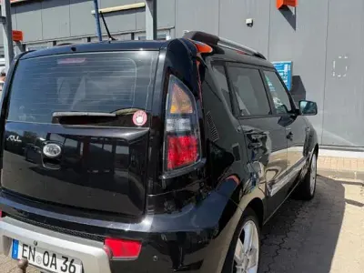 Usata Kia Soul 126 CV (92 kW) 2011 Nero SUV
