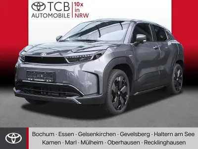 Gebraucht Toyota Urban Cruiser Lounge 127 kW (174 PS) 2026 Grau SUV