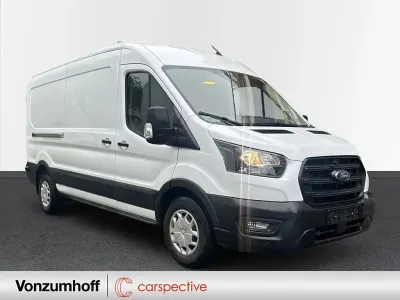 Gebraucht Ford Transit Trend 131 PS (96 kW) 2023 Weiß Van / Kleinbus