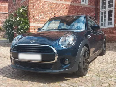 Gebraucht Mini Cooper 136 PS (100 kW) 2020 Schwarz Kleinwagen