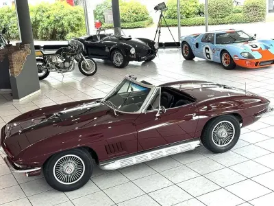 Gebraucht Corvette Stingray 435 PS (319 kW) 1967 Marlboro maroon Cabrio