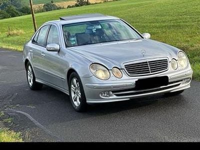 Mercedes E220