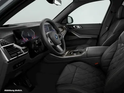 Gebraucht BMW X5 489 PS (359 kW) 2026 Skyscraper grau metallic SUV