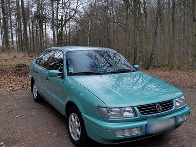 Second-hand VW Passat 116 CP (85 kW) 1996 Verde Berlinǎ