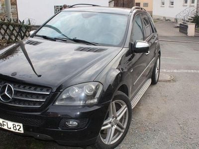 Gebraucht Mercedes ML320 224 PS (164 kW) 2008 Schwarz SUV