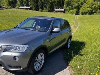 Grau Gebraucht 2011 BMW X3 Sport Line SUV | 11.000 € (Fairer Preis)