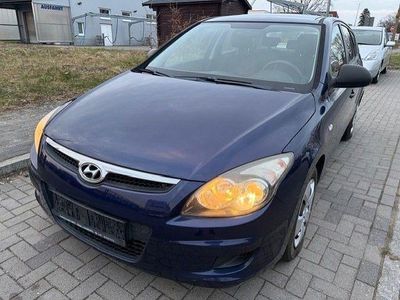 Gebraucht Hyundai i30 Edition+ 109 PS (80 kW) 2009 Blau Limousine
