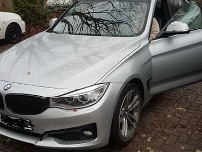 Gebraucht BMW 318 Gran Turismo M Sport 150 PS (110 kW) 2016 Silber Limousine