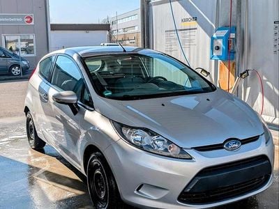 Gebraucht Ford Fiesta 60 PS (44 kW) 2009 Silber Kleinwagen