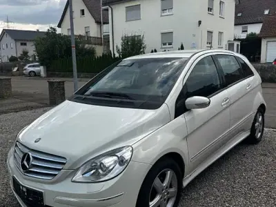 Gebraucht Mercedes B170 116 PS (85 kW) 2007 Weiß Van / Kleinbus