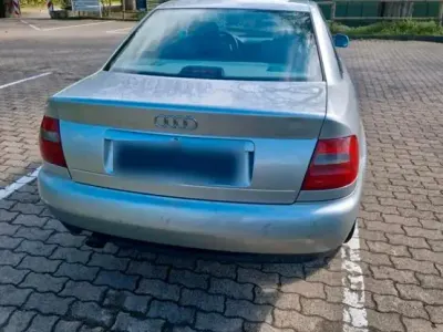 Gebraucht Audi A4 125 PS (91 kW) 1998 Grau Limousine