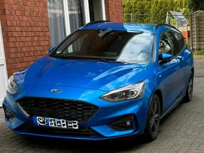 Gebraucht Ford Focus ST-Line 150 PS (110 kW) 2020 Blau Kombi