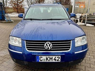 Gebraucht VW Passat Highline 180 PS (132 kW) 2003 Blau Kombi
