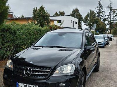 Gebraucht Mercedes ML320 224 PS (164 kW) 2007 Schwarz SUV