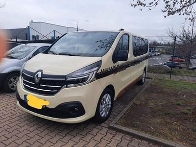 Gebraucht Renault Trafic 145 PS (106 kW) 2021 Beige Van / Kleinbus
