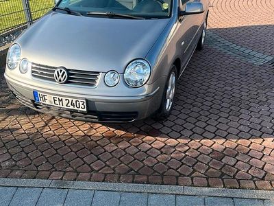 Gebraucht VW Polo 64 PS (47 kW) 2004 Grau Kleinwagen