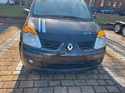 Gebraucht Renault Modus 90 PS (66 kW) 2006 Schwarz Van / Kleinbus