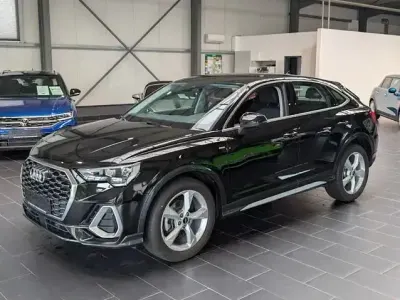 Gebraucht Audi Q3 Sportback S-Line 150 PS (110 kW) 2023 Schwarz SUV