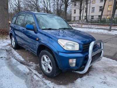 Blau Gebraucht 2002 Toyota RAV4 SUV | 3.990 € (Teuer)