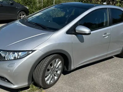 Gebraucht Honda Civic Executive 140 PS (102 kW) 2012 Silber Limousine