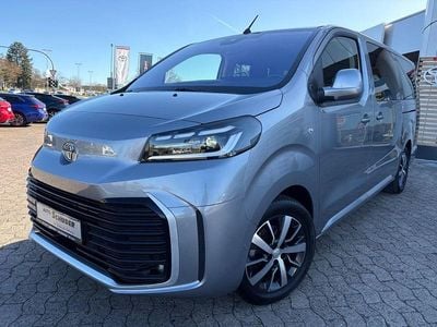 Gebraucht Toyota Proace Verso Team 177 PS (130 kW) 2025 Grau Kombi