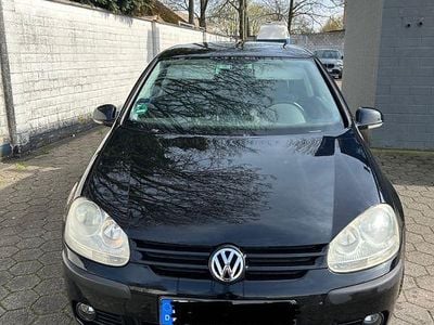 Second-hand VW Golf IV 75 CP (55 kW) 2006 Negru Berlinǎ