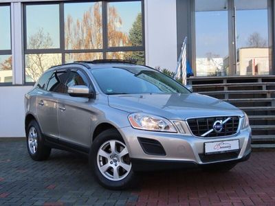 gebraucht Volvo XC60 D3 2WD Pano Navi