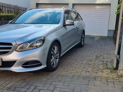 Mercedes E220
