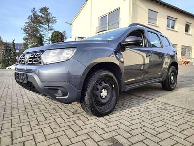 Grau Gebraucht 2021 Dacia Duster Comfort SUV | 8.900 €