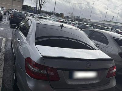 Usata Mercedes E500 AMG 387 CV (284 kW) 2010 Argento Berlina