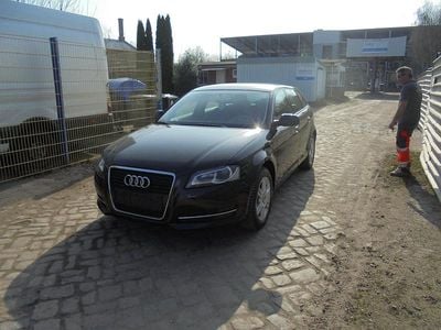 Usata Audi A3 105 CV (77 kW) 2012 Nero Utilitaria