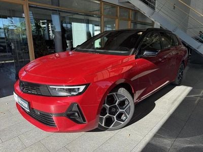 Peperoncino red Gebraucht 2024 Opel Astra Ultimate Kombi | 23.690 € (Guter Preis)