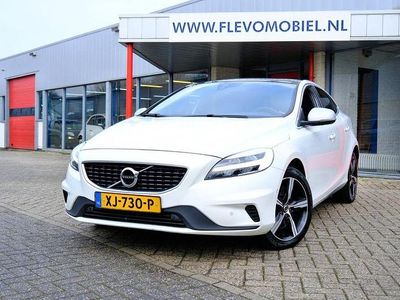 Gebraucht Volvo V40 152 PS (111 kW) 2019 Weiß Limousine