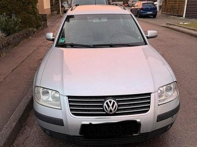 Silber Gebraucht 2002 VW Passat Kombi | 750 € (Guter Preis)