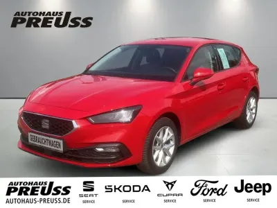 Gebraucht Seat Leon Style 110 PS (80 kW) 2022 Rot Limousine