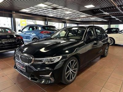 Gebraucht BMW 330 Luxury Line 286 PS (210 kW) 2022 Schwarz ii/bonnet fluid black Kombi