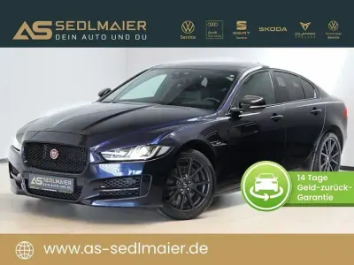 Gebraucht Jaguar XE R-Sport 179 PS (131 kW) 2018 Blau Limousine