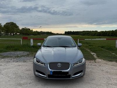 Usata Jaguar XF 190 CV (139 kW) 2011 Grigio Berlina