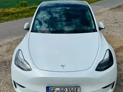 Gebraucht Tesla Model Y 366 kW (498 PS) 2022 Weiß SUV