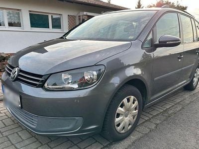 Grau Gebraucht 2010 VW Touran Comfortline Van / Kleinbus | 5.200 € (Guter Preis)