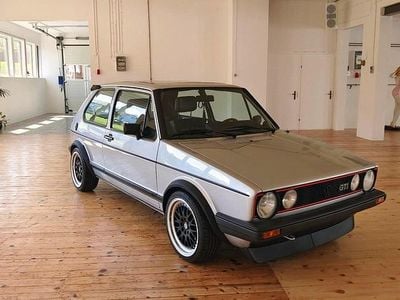Gebraucht VW Golf I GTI 112 PS (82 kW) 1983 Silber Kleinwagen