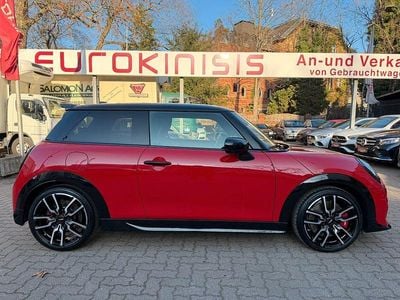 Rot Gebraucht 2025 Mini John Cooper Works Kleinwagen | 41.999 € (Teuer)